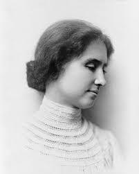 Helen Keller: "Eu prefiro andar no escuro com um amigo do que na luz sozinha."